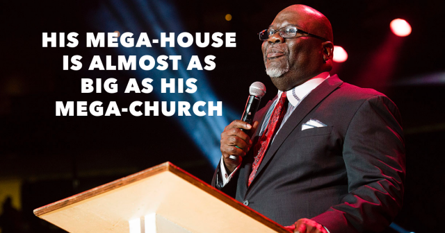 Where does TD Jakes live?